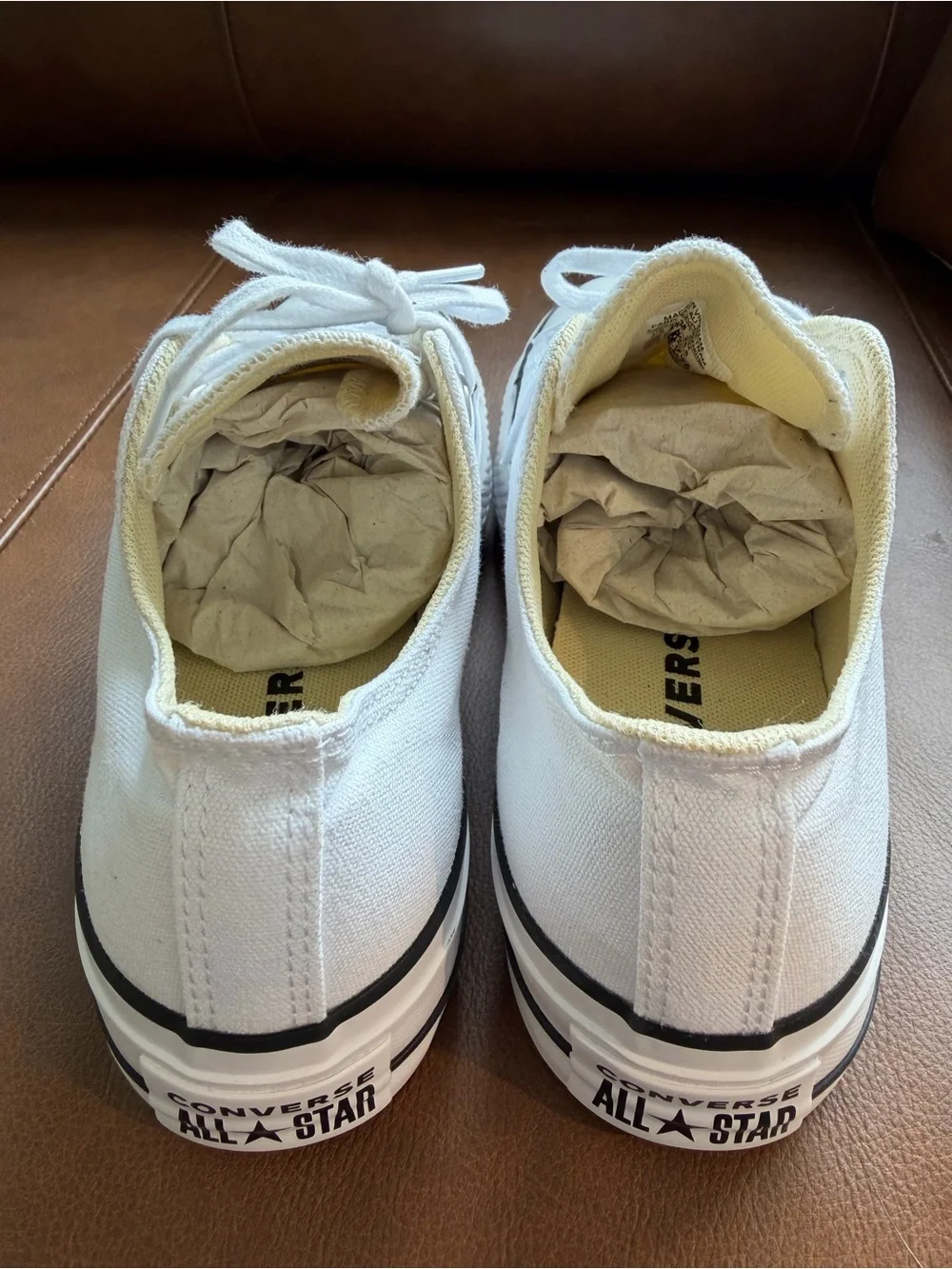 Converse Women's White Chuck Taylor All Star Platform Low Top Sneakers Size 7.5 - Picture 8 of 9